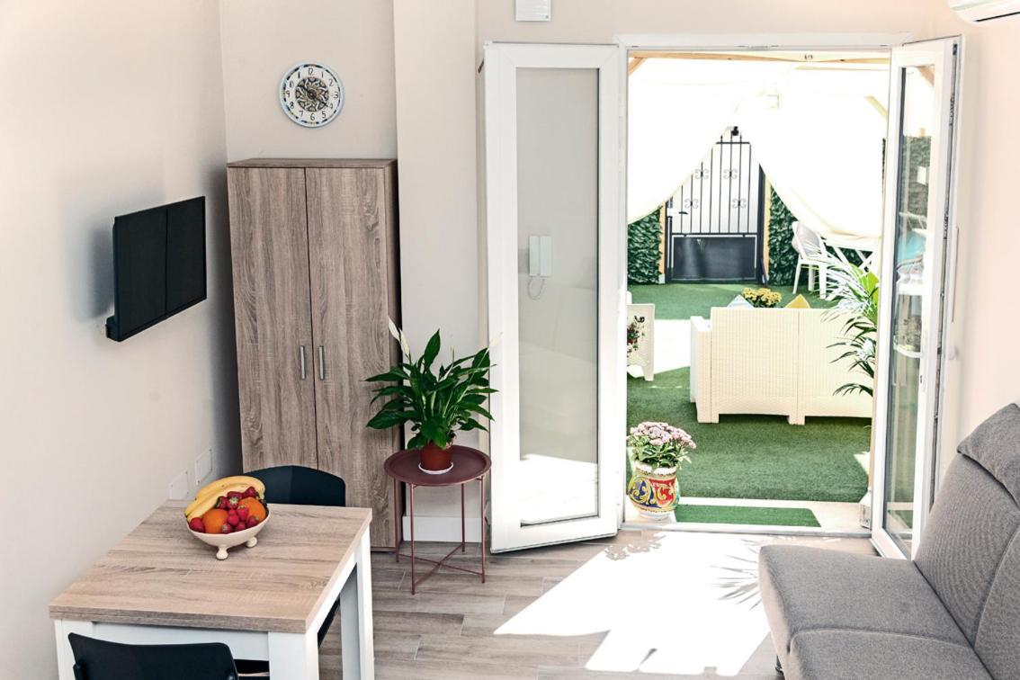 Garden Sant'Avendrace Villa Каляри Екстериор снимка